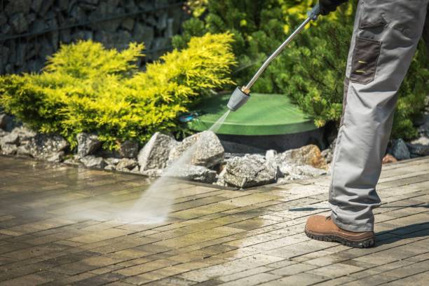 Best Parking Lot and Garage Cleaning  in Tipton, CA
